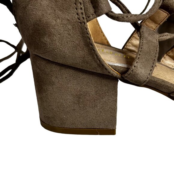 Madden Girl Loverrr Shoes Womens 8 M Tan Criss Cross Up Leg Heel Suede - Picture 8 of 12